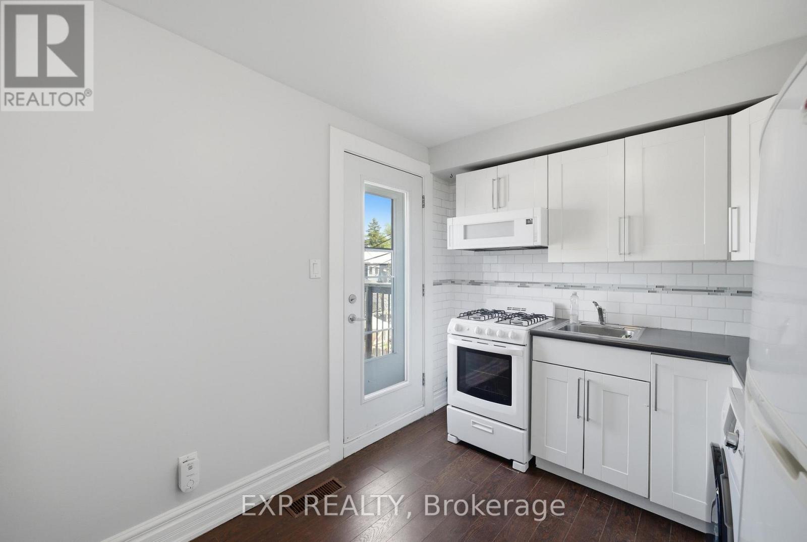 679 Ossington Avenue, Toronto (palmerston-little Italy), Ontario