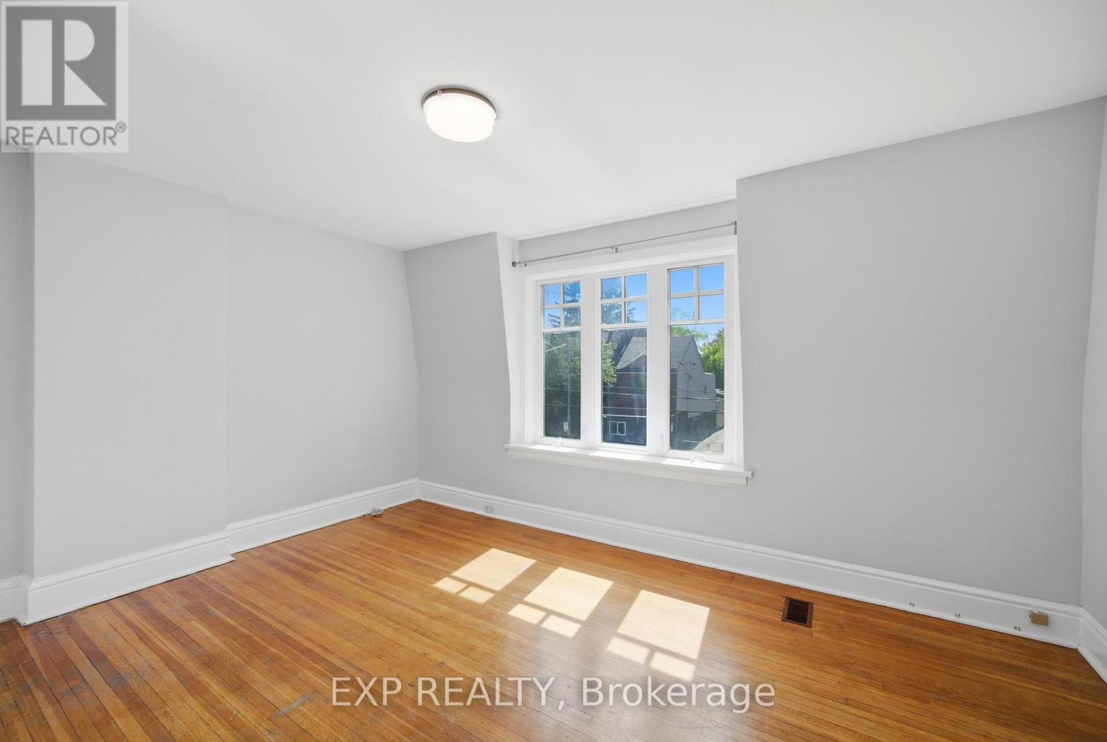 679 Ossington Avenue, Toronto (palmerston-little Italy), Ontario