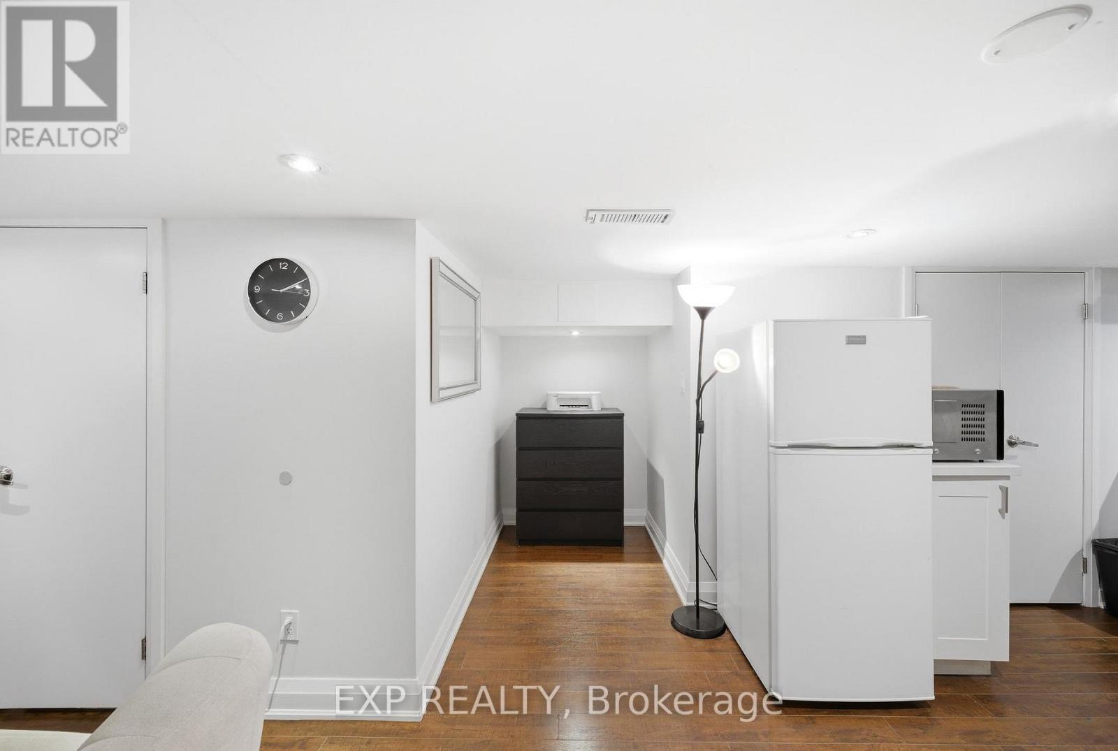 679 Ossington Avenue, Toronto (palmerston-little Italy), Ontario