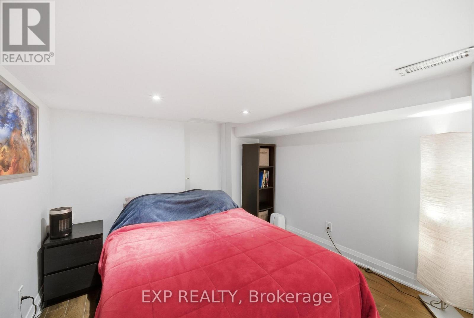 679 Ossington Avenue, Toronto (palmerston-little Italy), Ontario