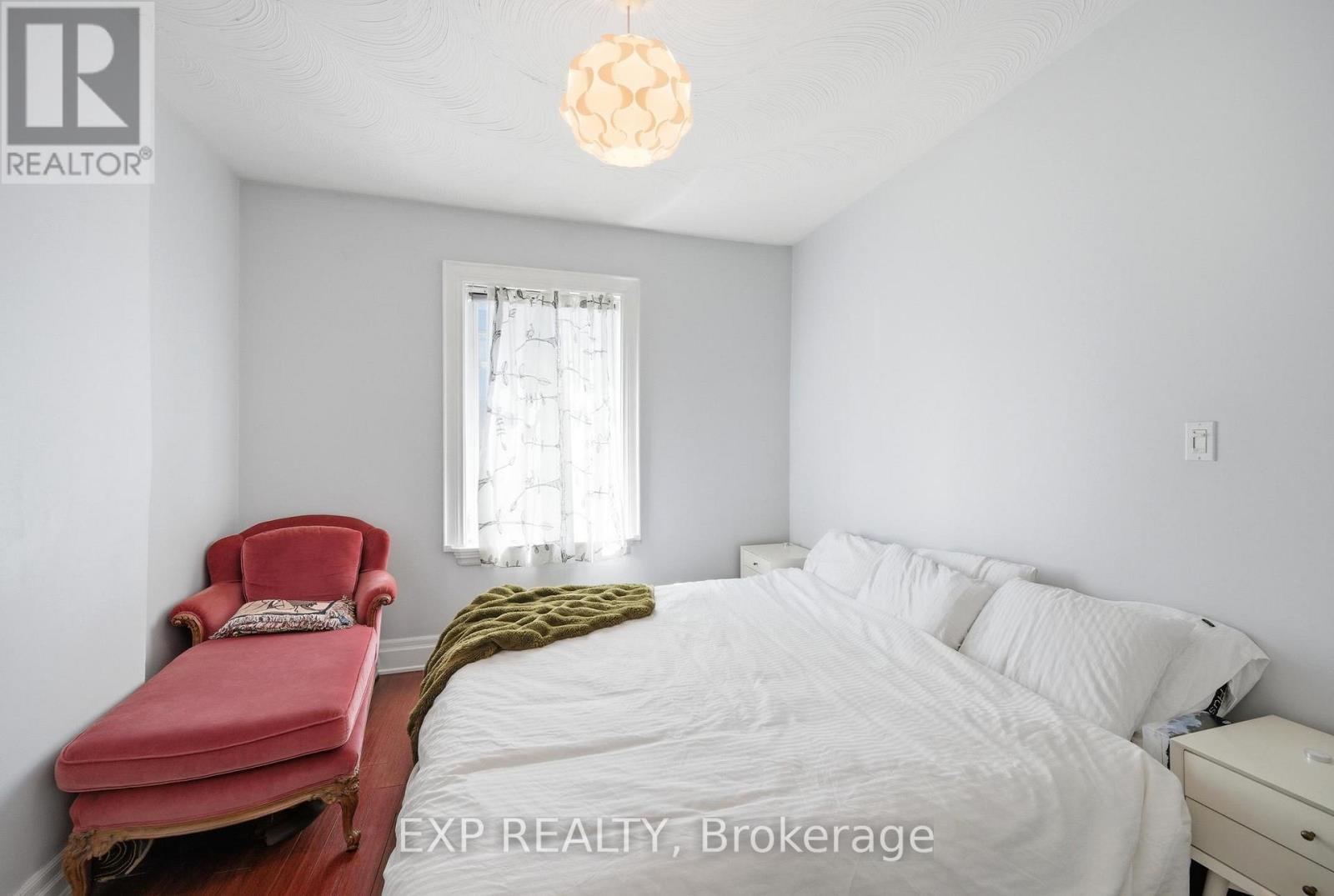679 Ossington Avenue, Toronto (palmerston-little Italy), Ontario