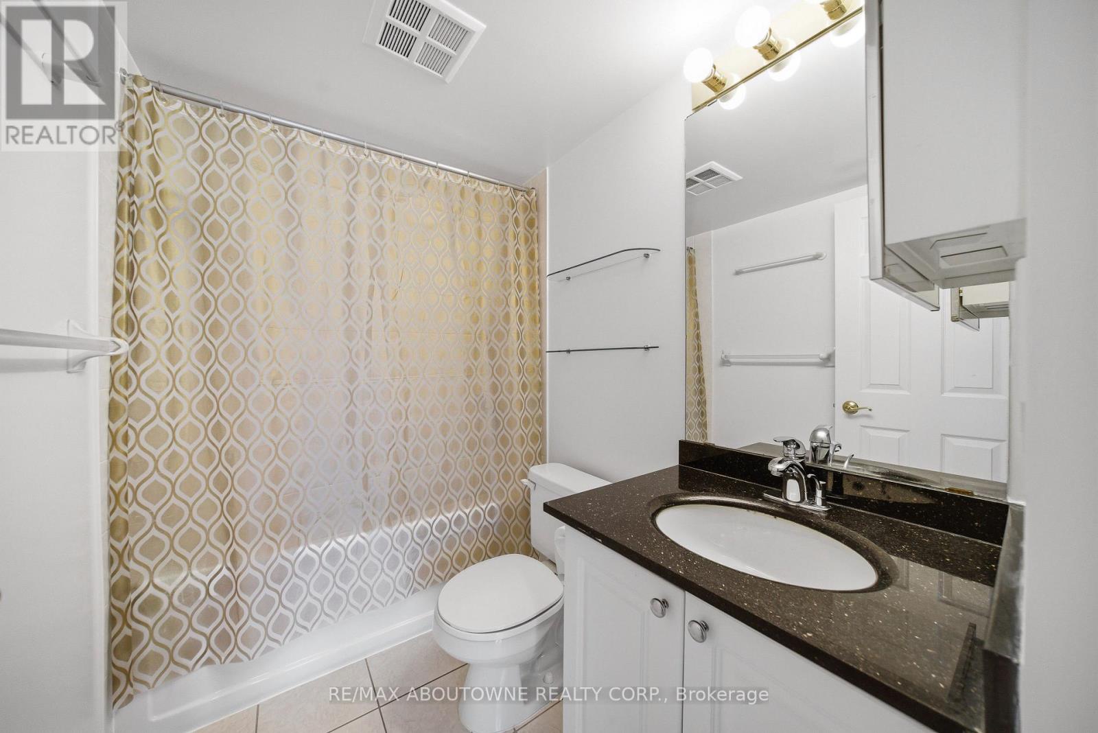 2706 - 23 Hollywood Avenue, Toronto (willowdale East), Ontario