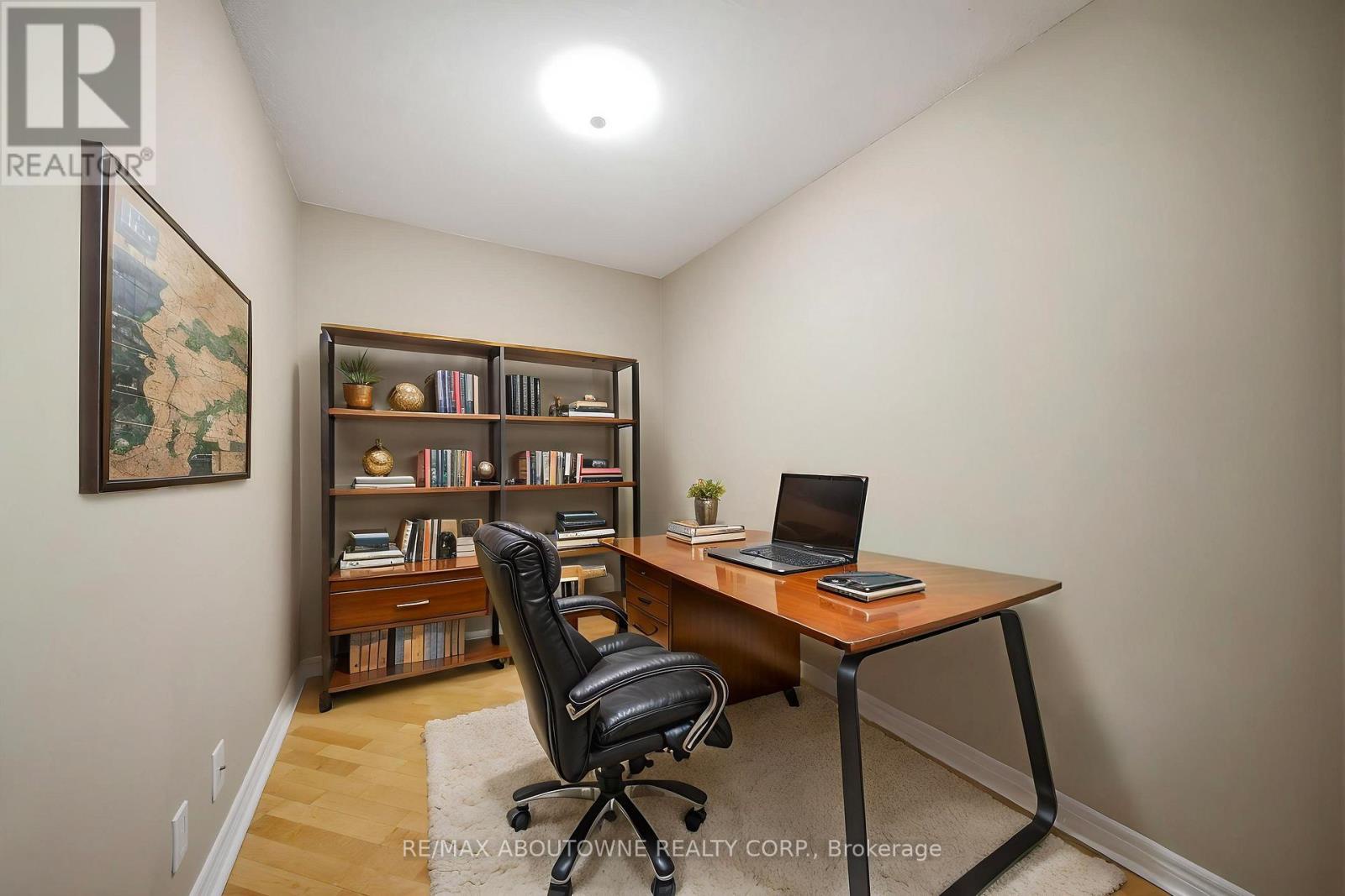 2706 - 23 Hollywood Avenue, Toronto (willowdale East), Ontario