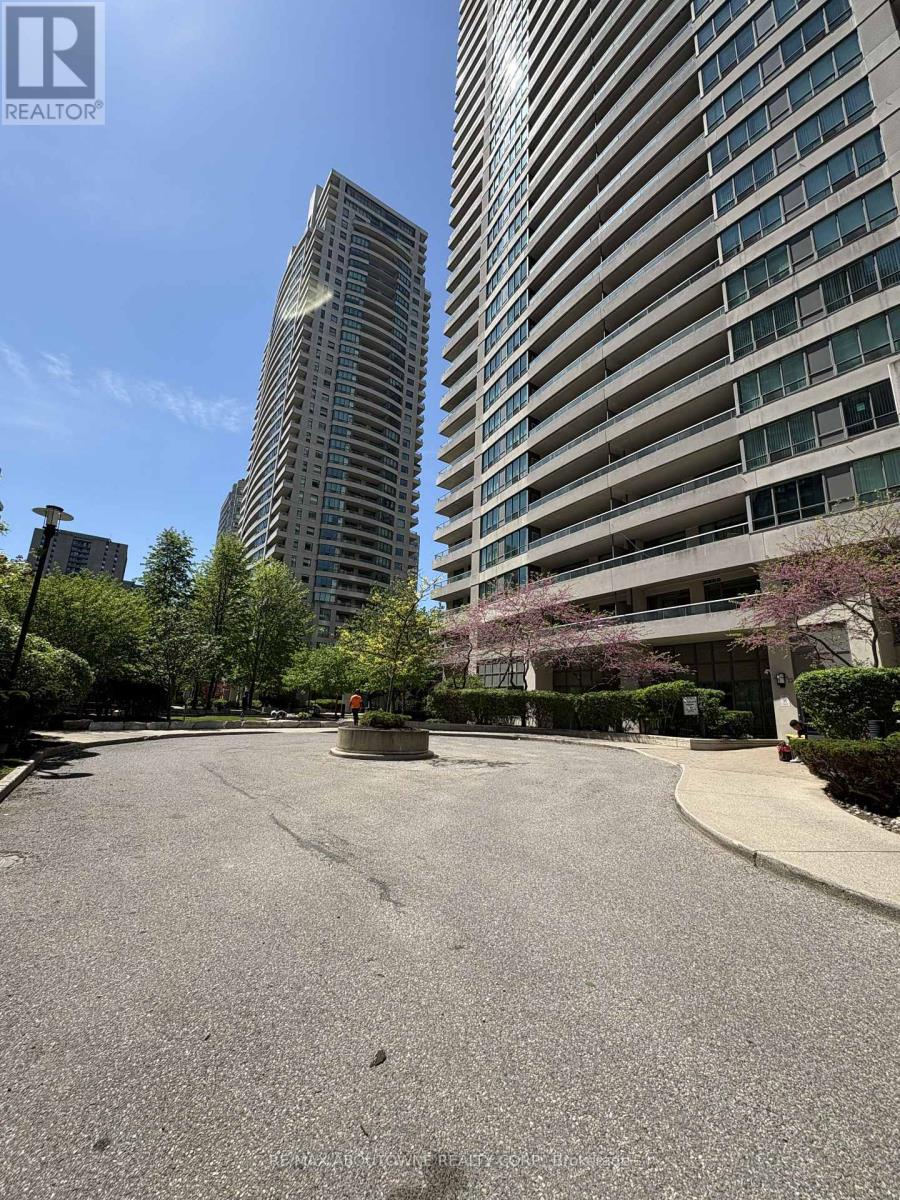 2706 - 23 Hollywood Avenue, Toronto (willowdale East), Ontario