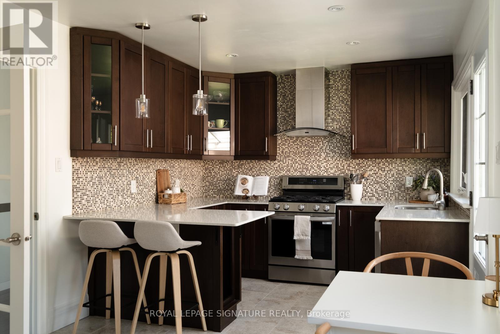 139 Holcolm Road, Toronto (willowdale West), Ontario