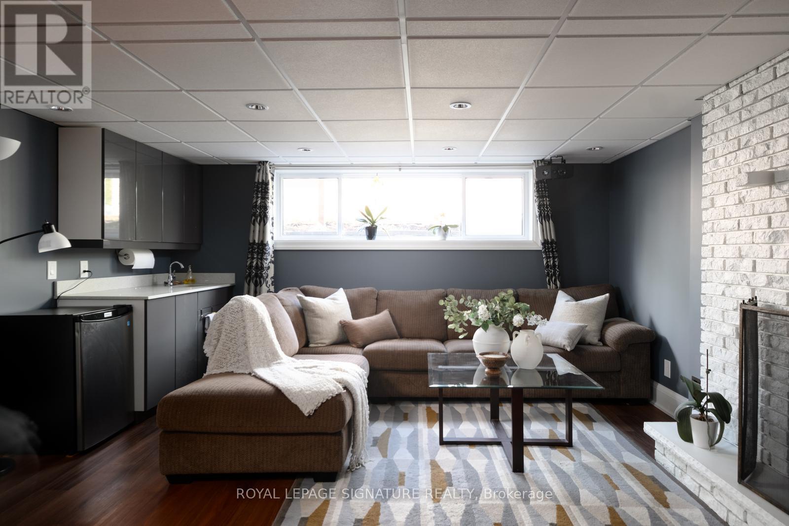 139 Holcolm Road, Toronto (willowdale West), Ontario