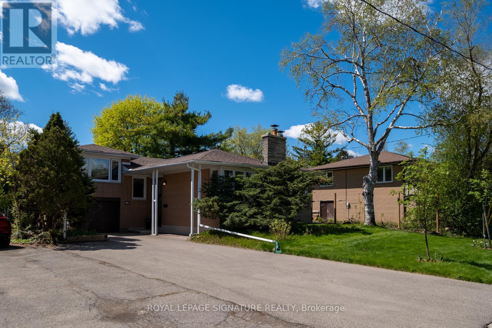 139 Holcolm Road, Toronto (willowdale West), Ontario