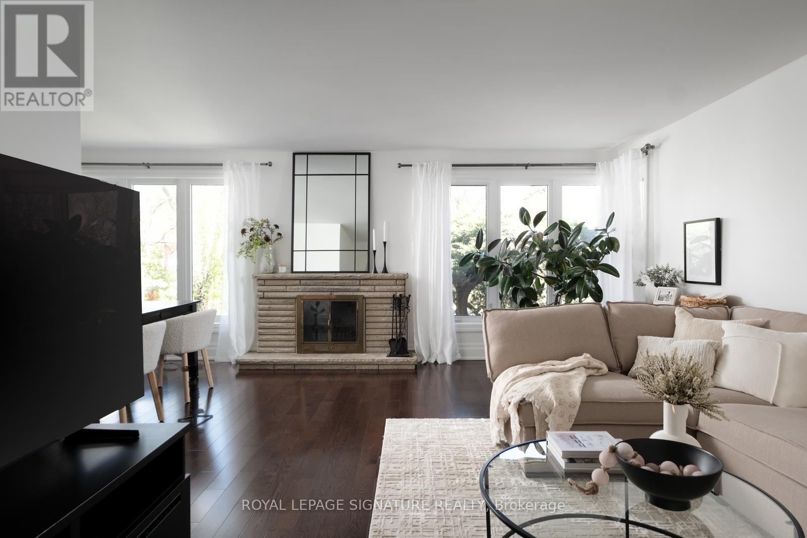 139 Holcolm Road, Toronto (willowdale West), Ontario