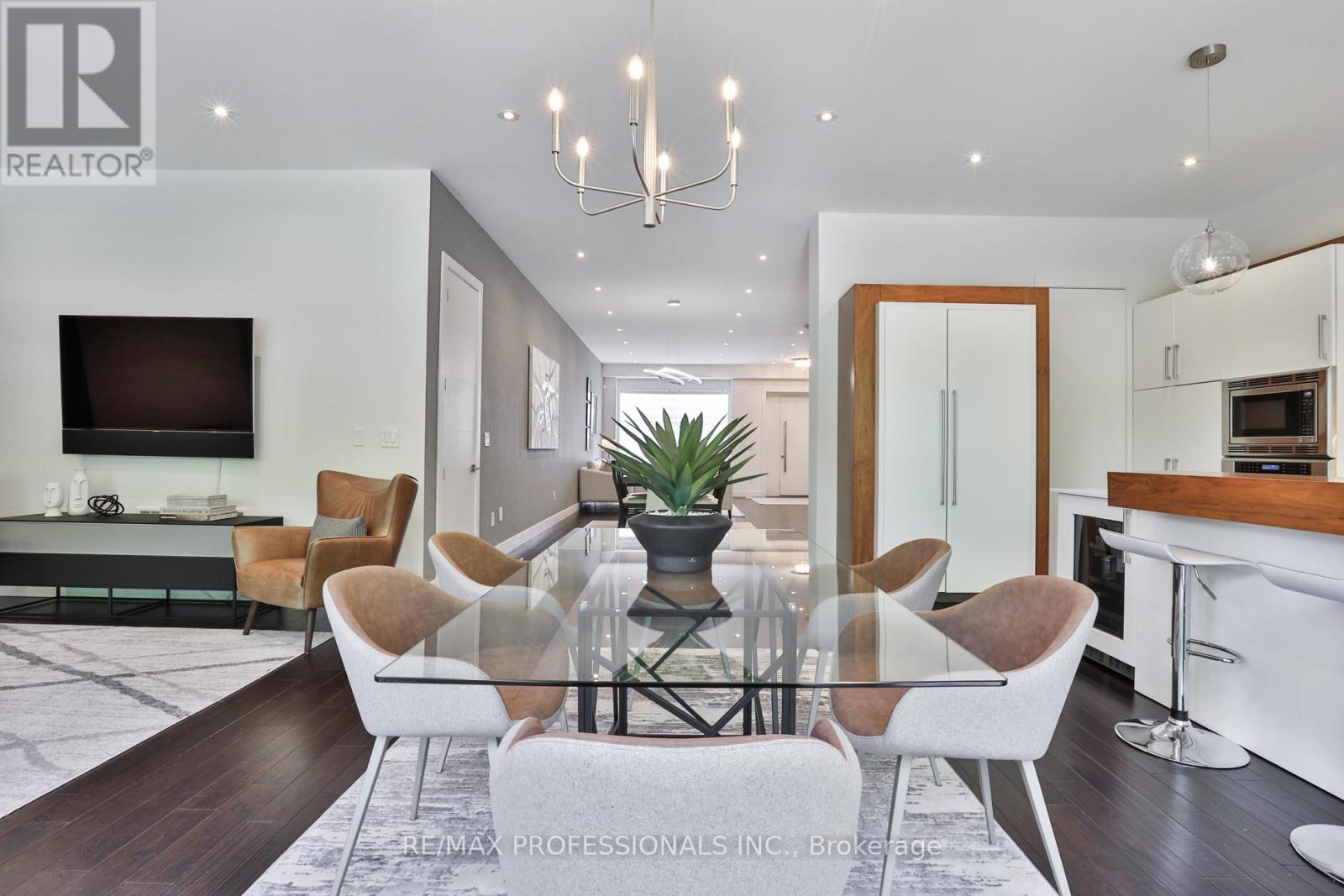 54 Renown Road, Toronto (islington-city Centre West), Ontario