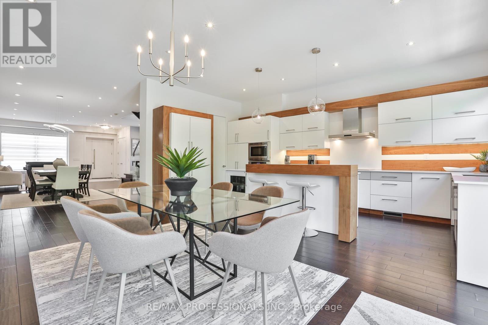 54 Renown Road, Toronto (islington-city Centre West), Ontario