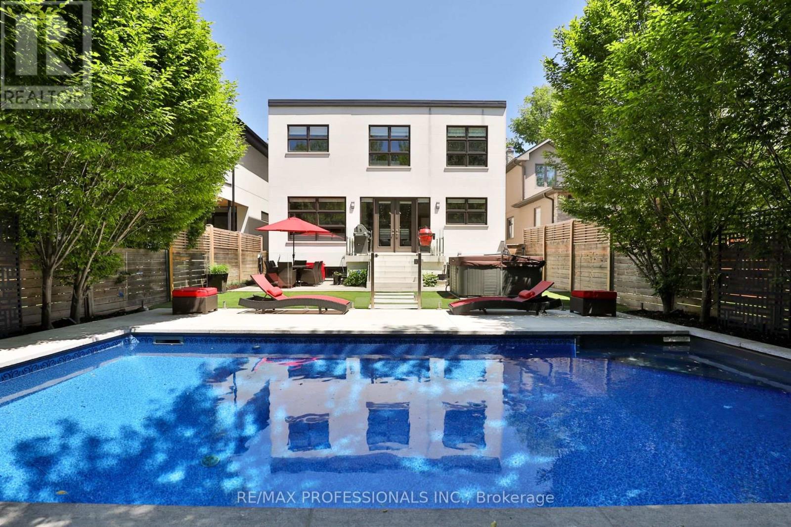 54 Renown Road, Toronto (islington-city Centre West), Ontario