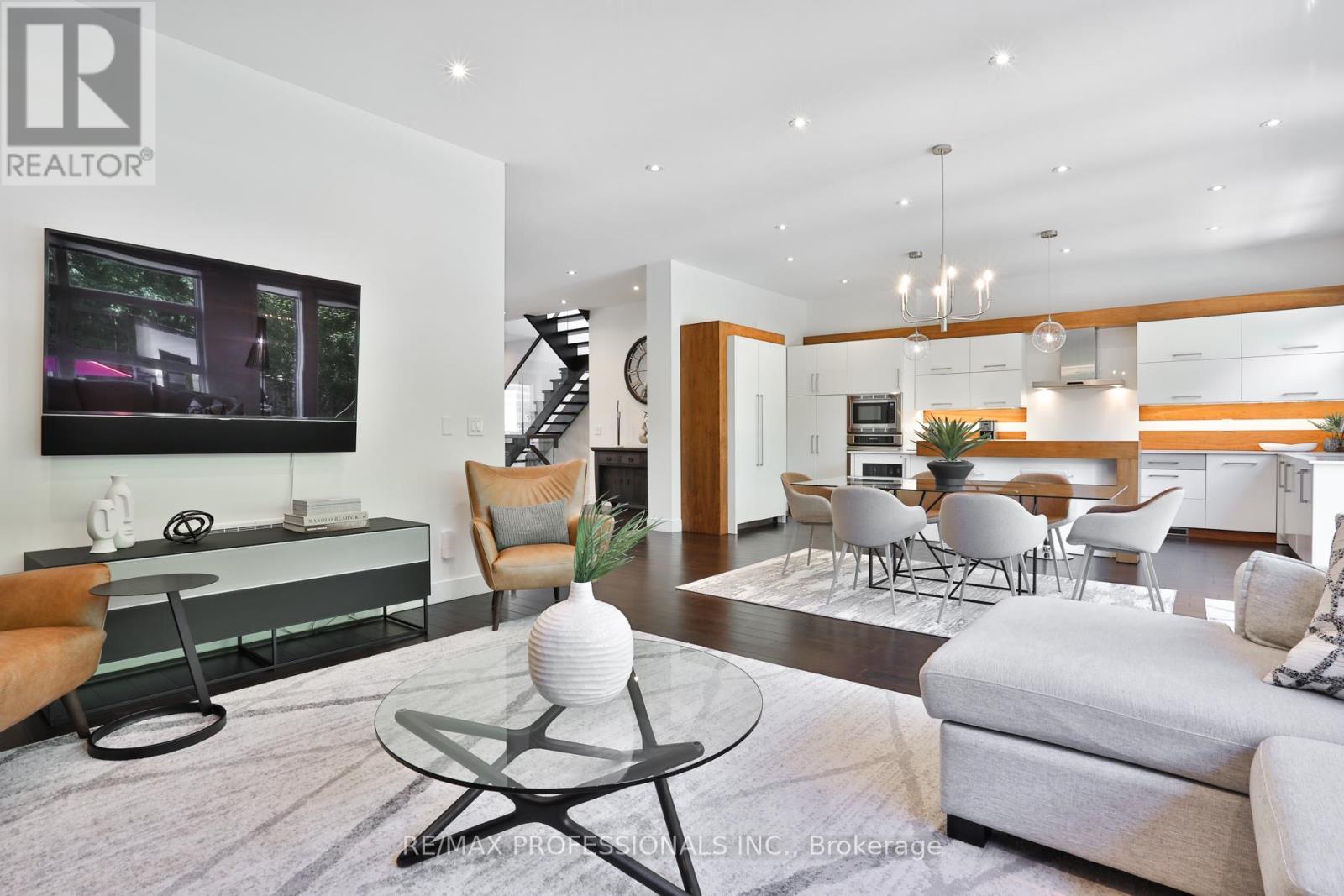 54 Renown Road, Toronto (islington-city Centre West), Ontario