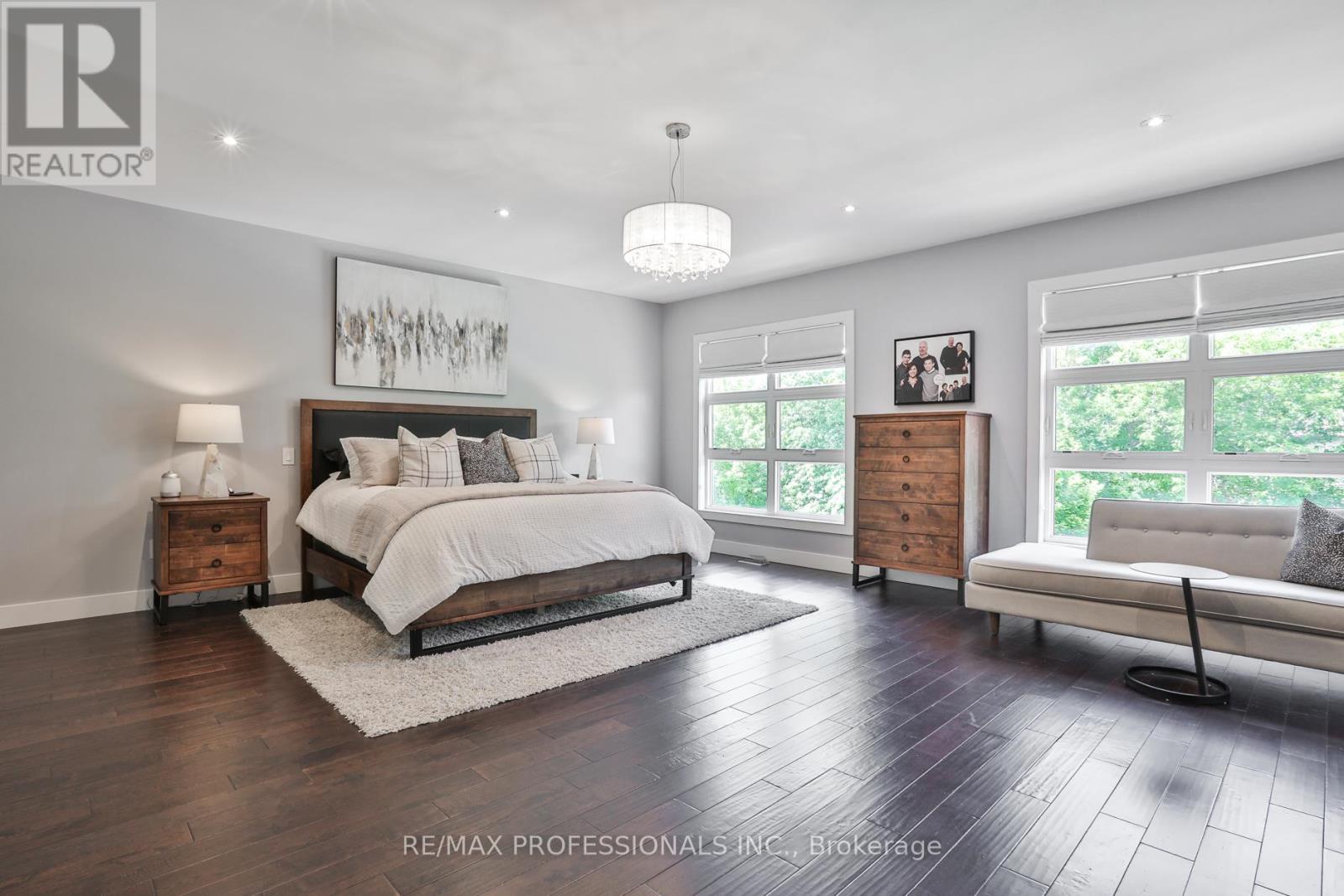 54 Renown Road, Toronto (islington-city Centre West), Ontario
