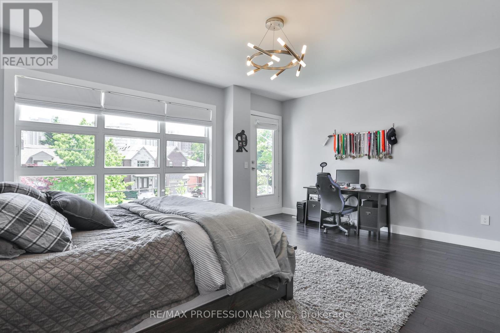 54 Renown Road, Toronto (islington-city Centre West), Ontario