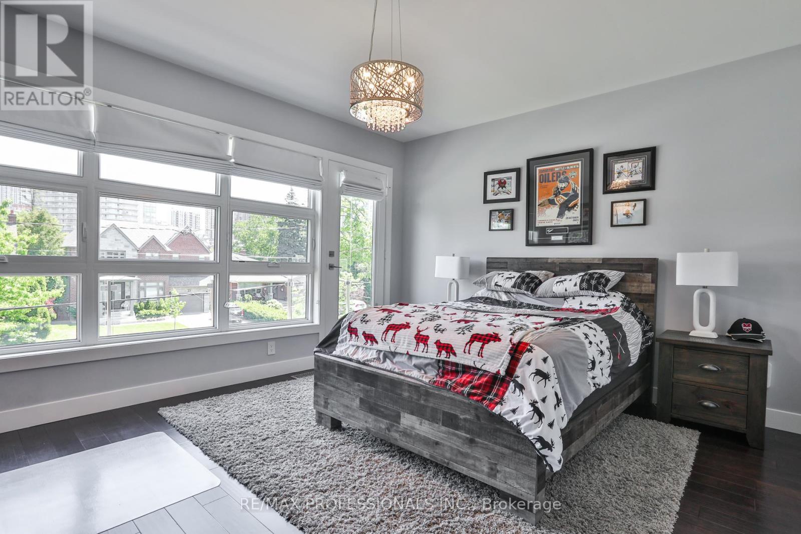 54 Renown Road, Toronto (islington-city Centre West), Ontario