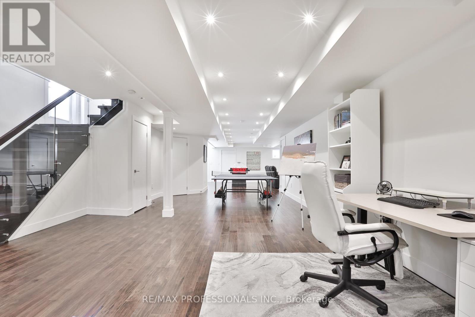 54 Renown Road, Toronto (islington-city Centre West), Ontario