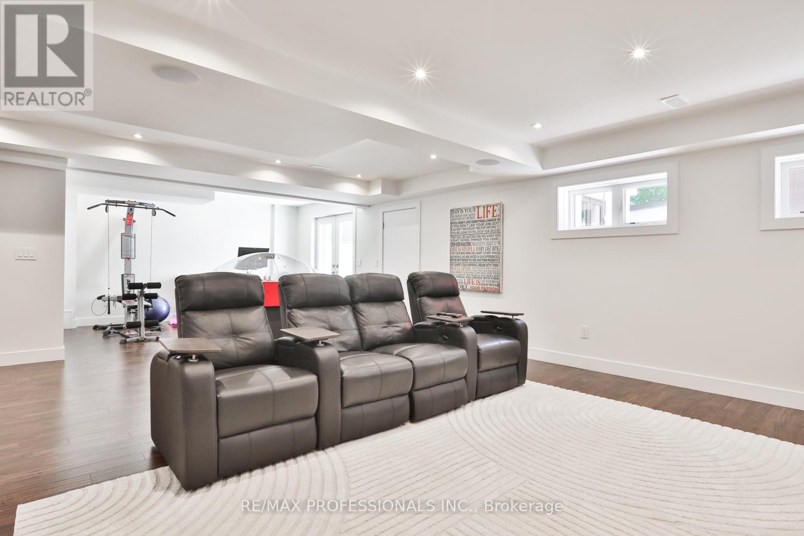 54 Renown Road, Toronto (islington-city Centre West), Ontario
