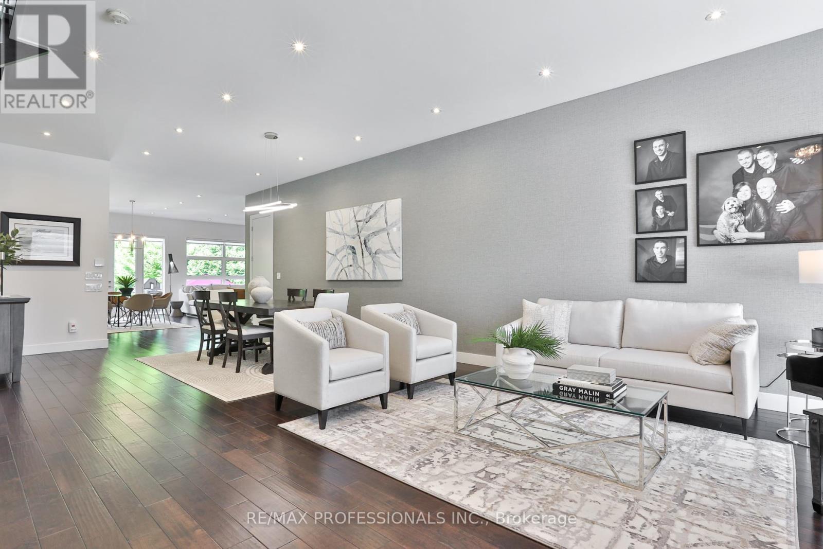 54 Renown Road, Toronto (islington-city Centre West), Ontario