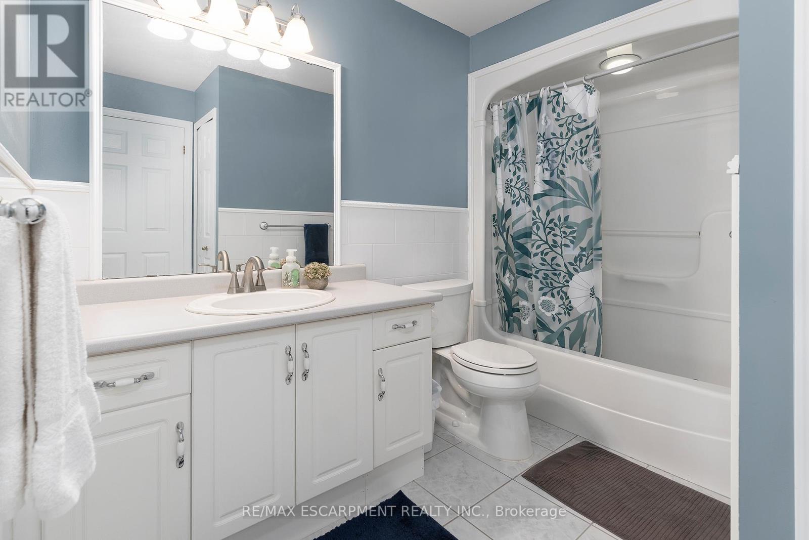 41 Valridge Drive, Hamilton (ancaster), Ontario