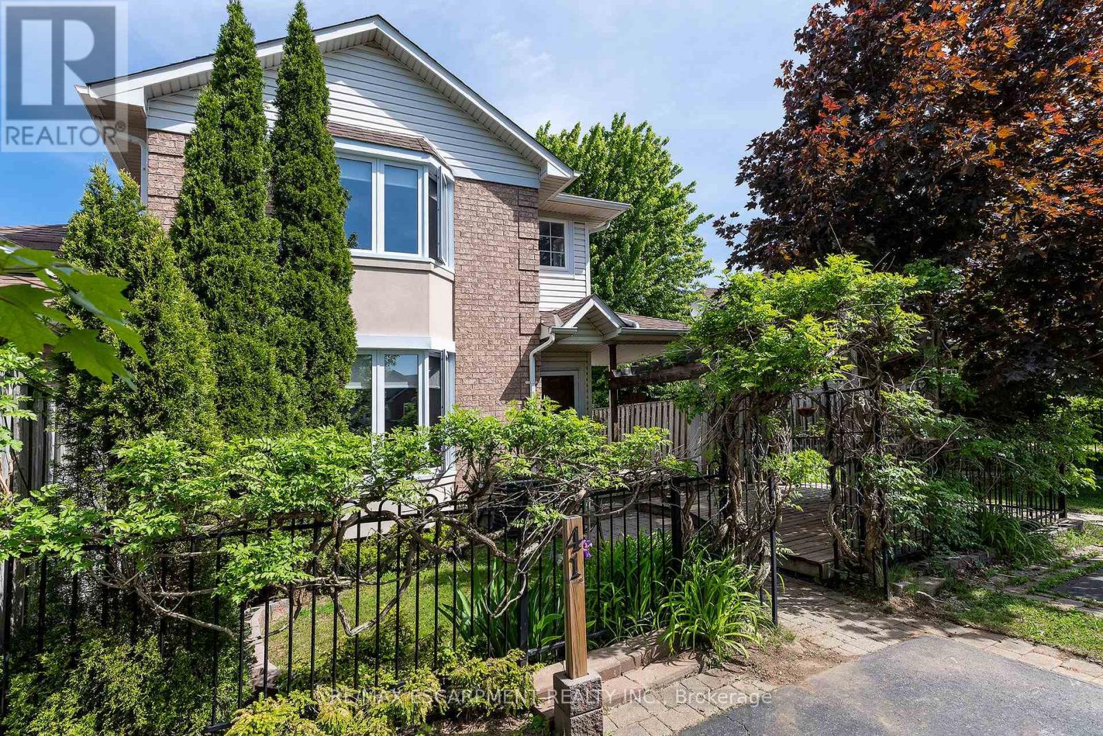 41 Valridge Drive, Hamilton (ancaster), Ontario