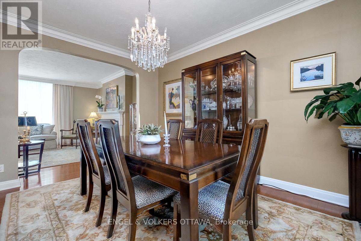 10 Rock Avenue, Ottawa, Ontario