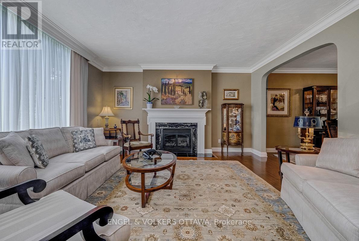 10 Rock Avenue, Ottawa, Ontario