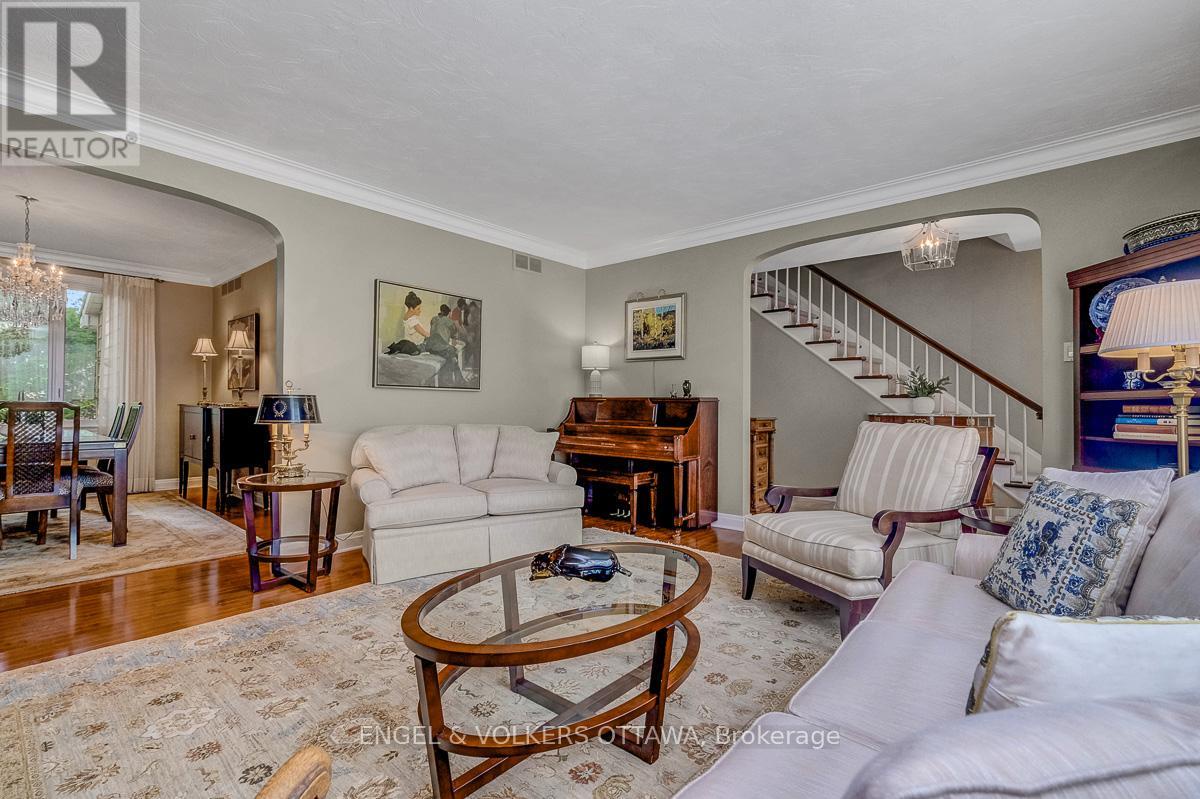 10 Rock Avenue, Ottawa, Ontario