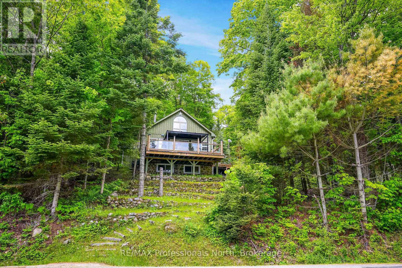 1214 Kashagawigamog Lake Road, Minden Hills (minden), Ontario