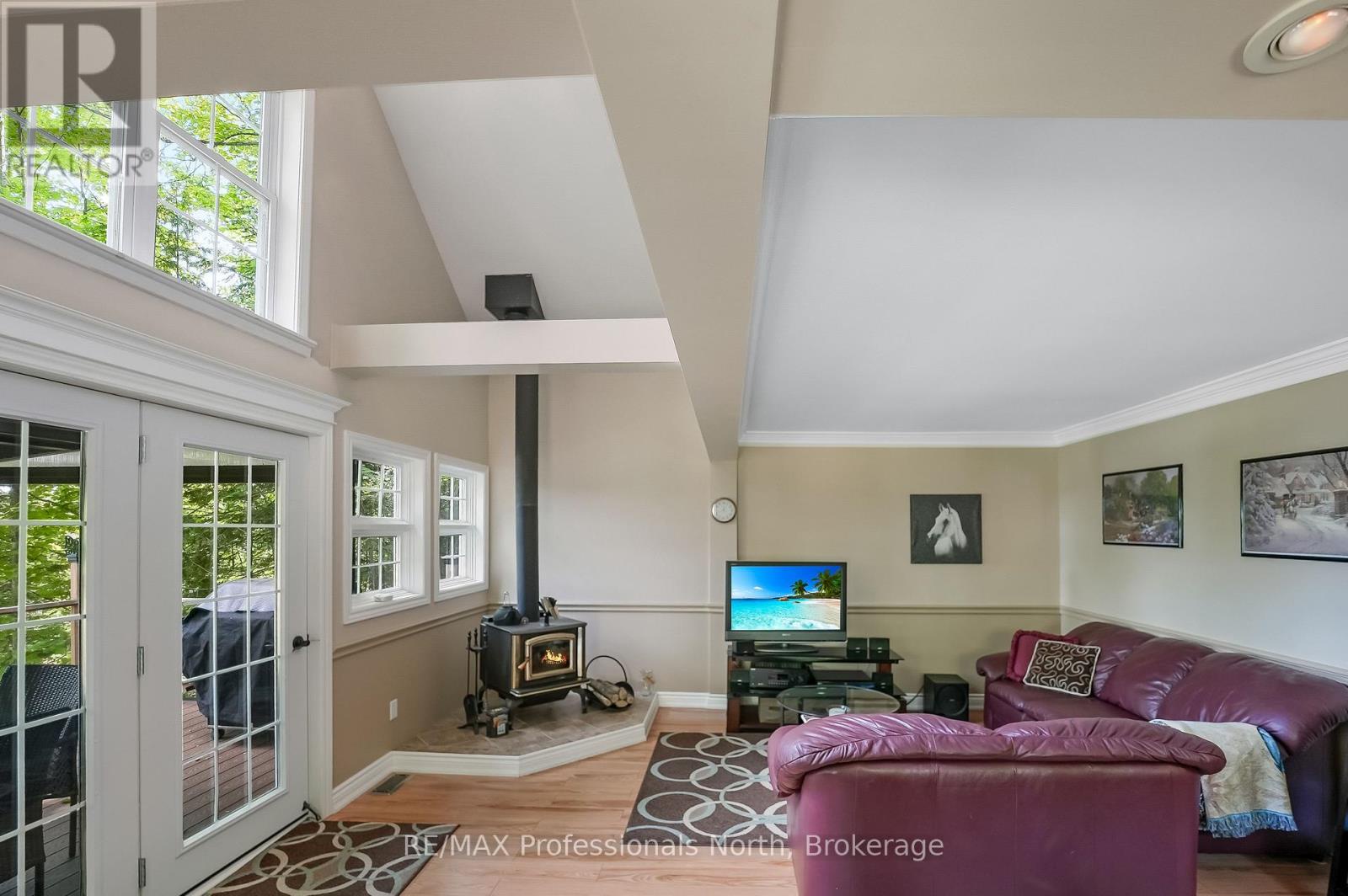 1214 Kashagawigamog Lake Road, Minden Hills (minden), Ontario