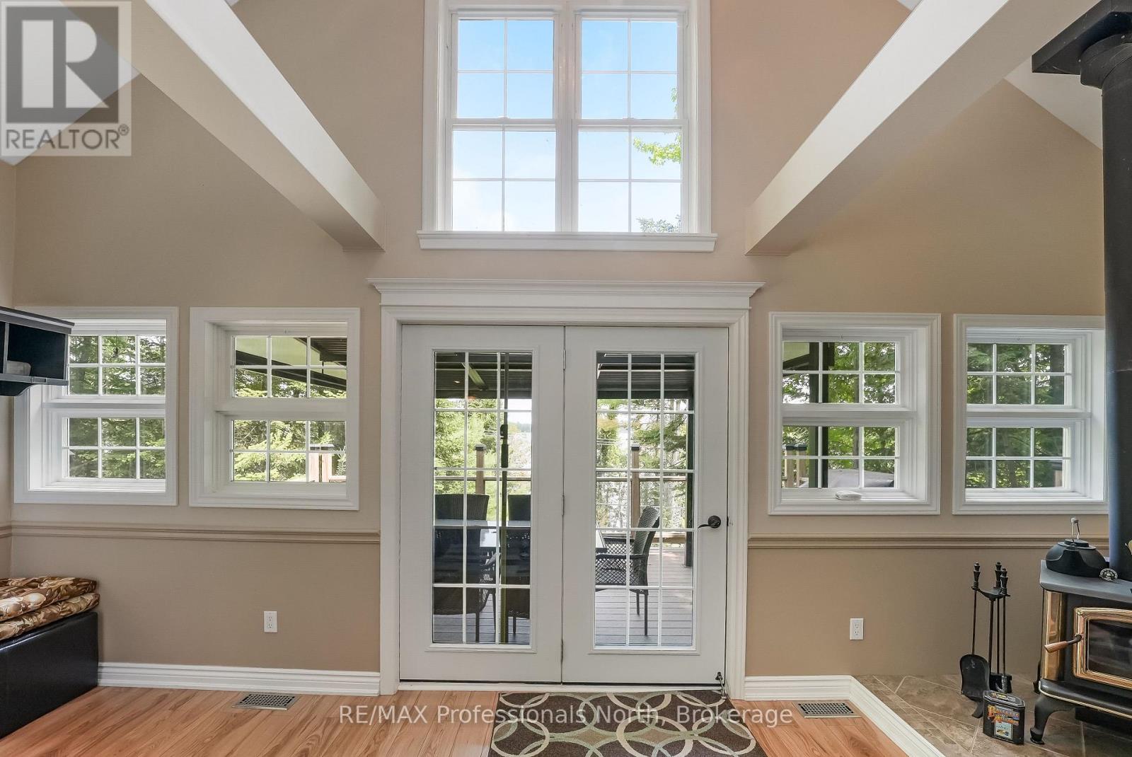 1214 Kashagawigamog Lake Road, Minden Hills (minden), Ontario