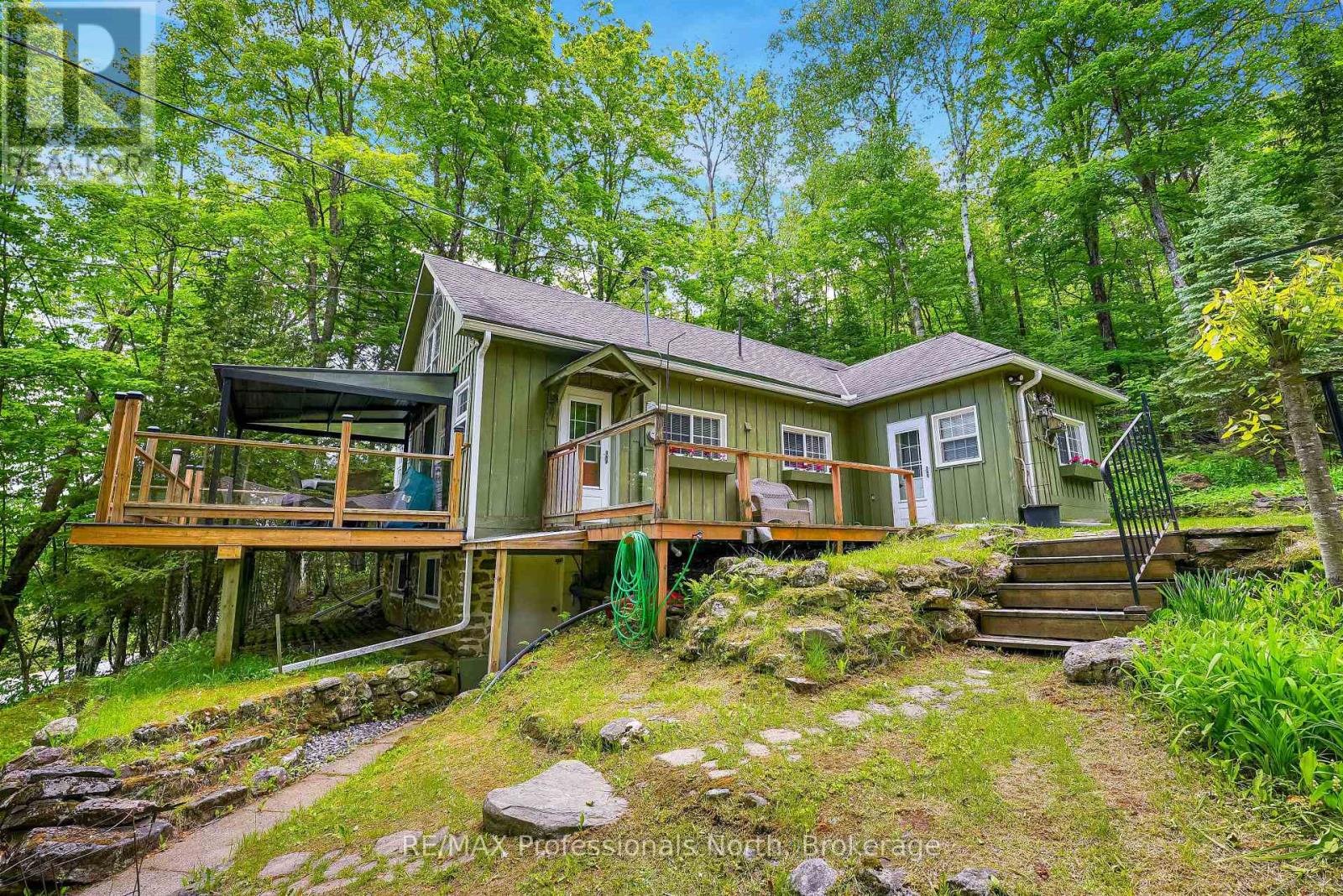1214 Kashagawigamog Lake Road, Minden Hills (minden), Ontario