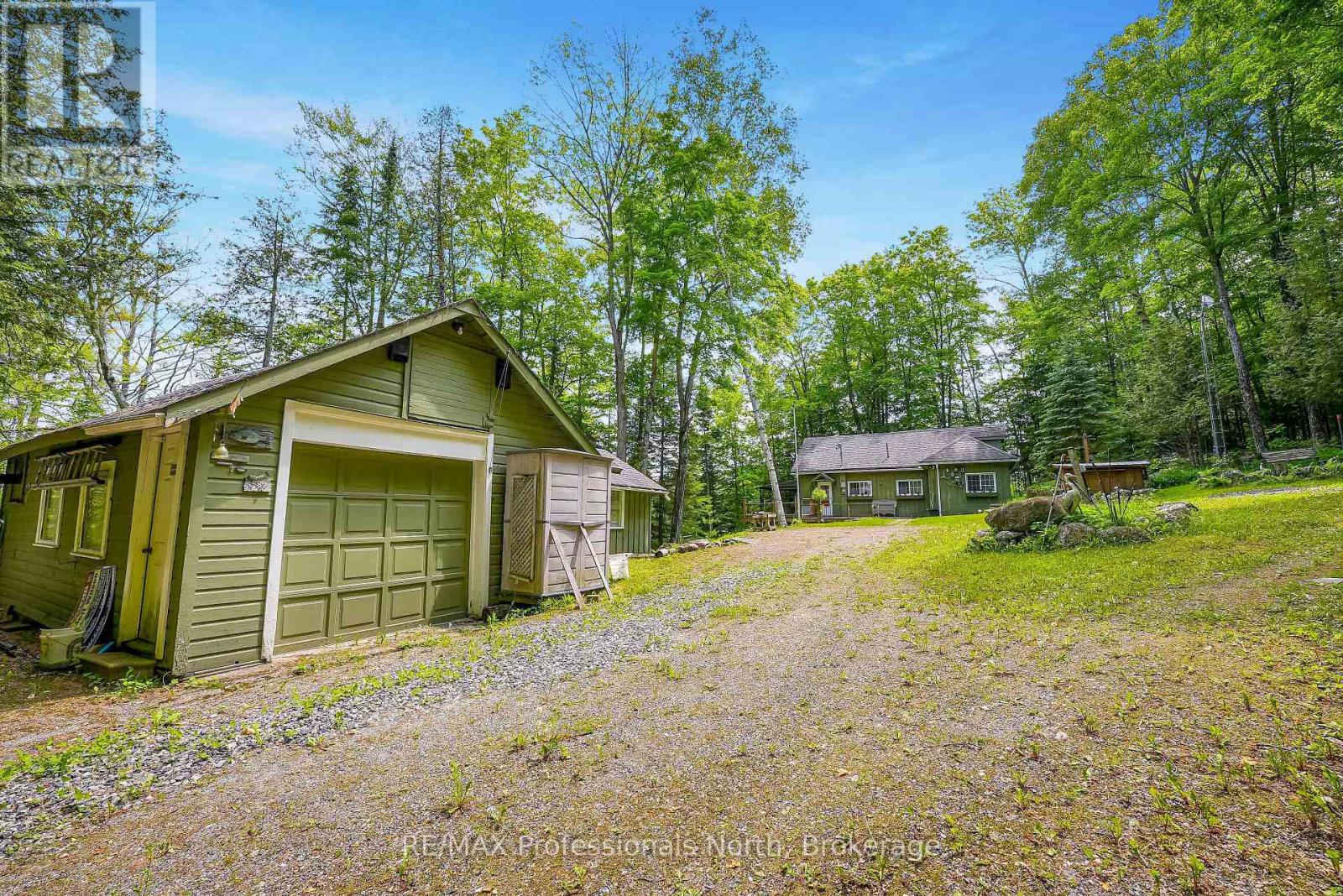 1214 Kashagawigamog Lake Road, Minden Hills (minden), Ontario