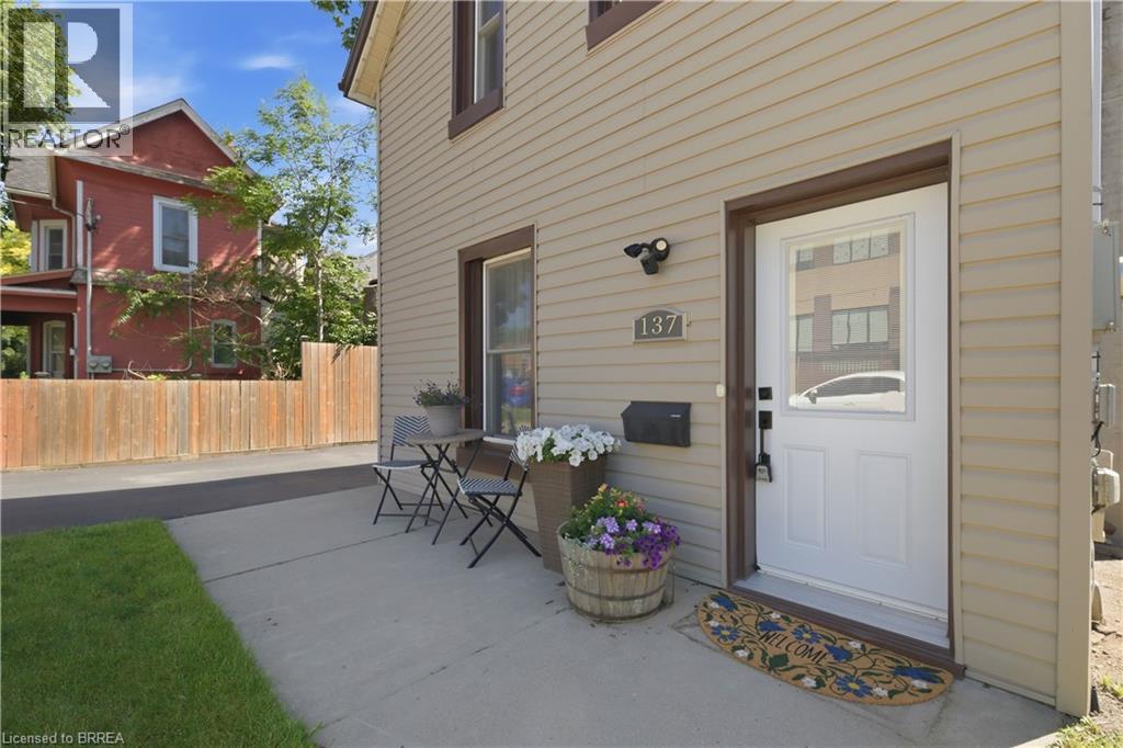 137 Brock Street, Brantford, Ontario
