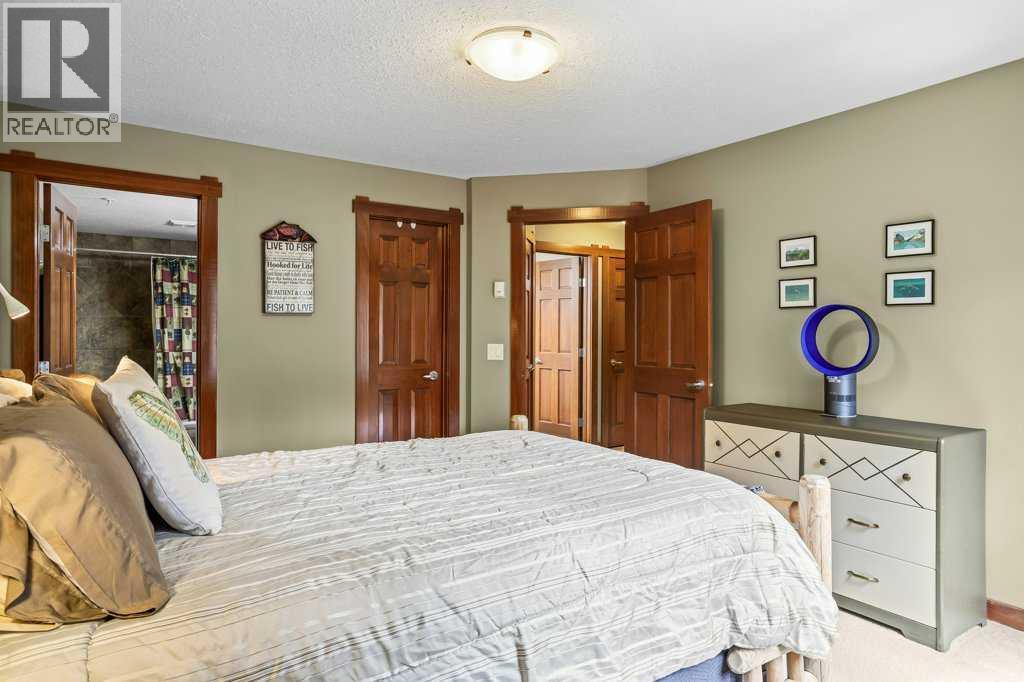 215, 150 Crossbow Place, Canmore, Alberta
