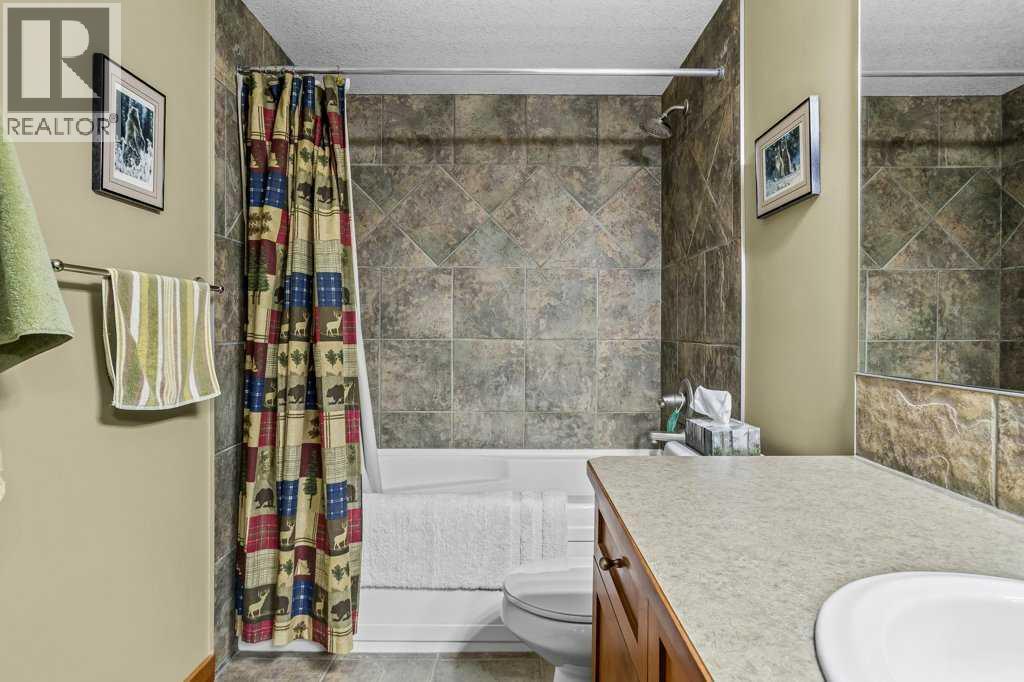 215, 150 Crossbow Place, Canmore, Alberta