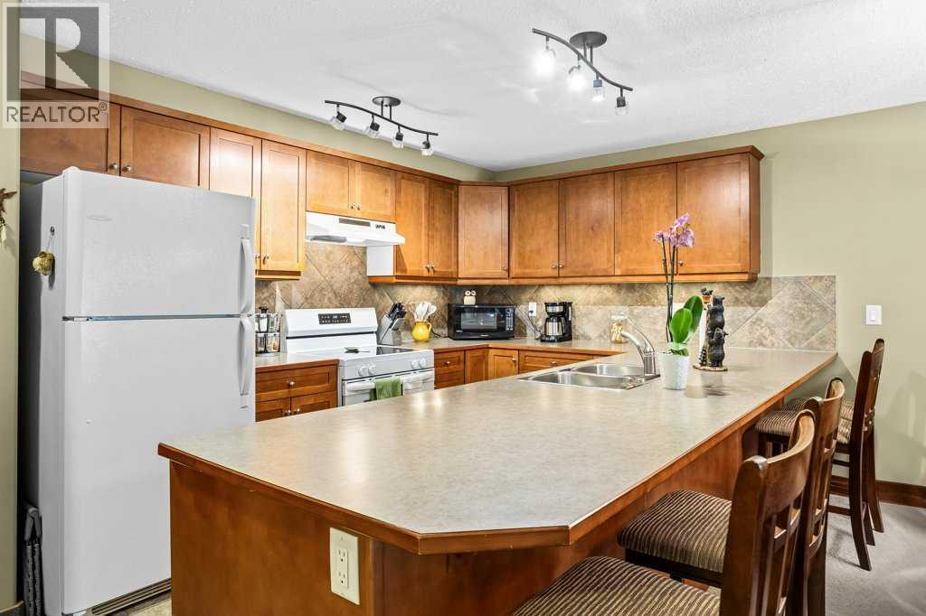 215, 150 Crossbow Place, Canmore, Alberta