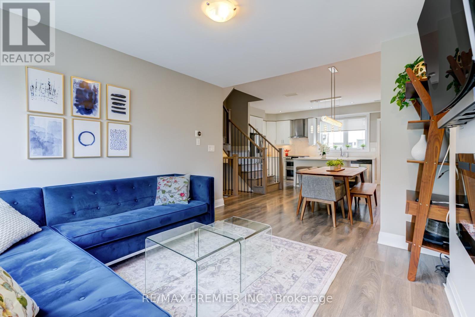1 - 45 Thomas Mulholland Drive, Toronto (downsview-roding-cfb), Ontario