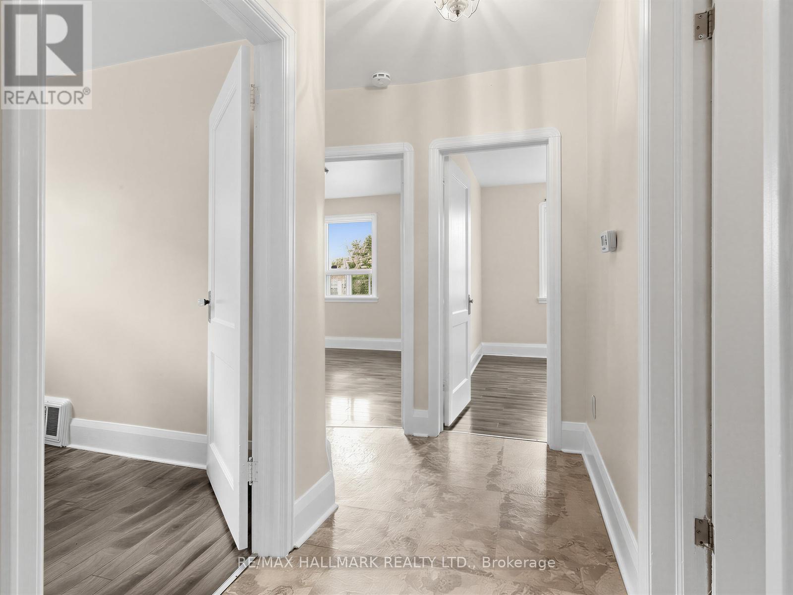 38 Ypres Road, Toronto (keelesdale-eglinton West), Ontario