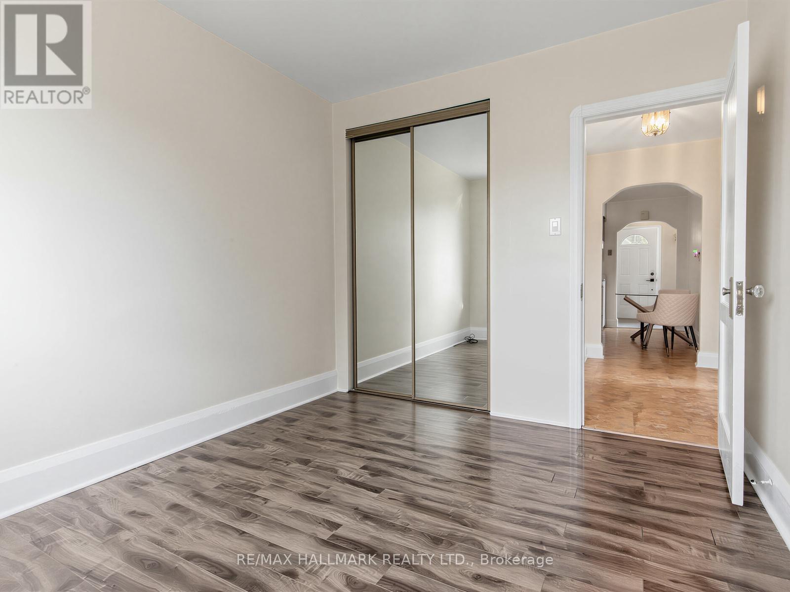 38 Ypres Road, Toronto (keelesdale-eglinton West), Ontario