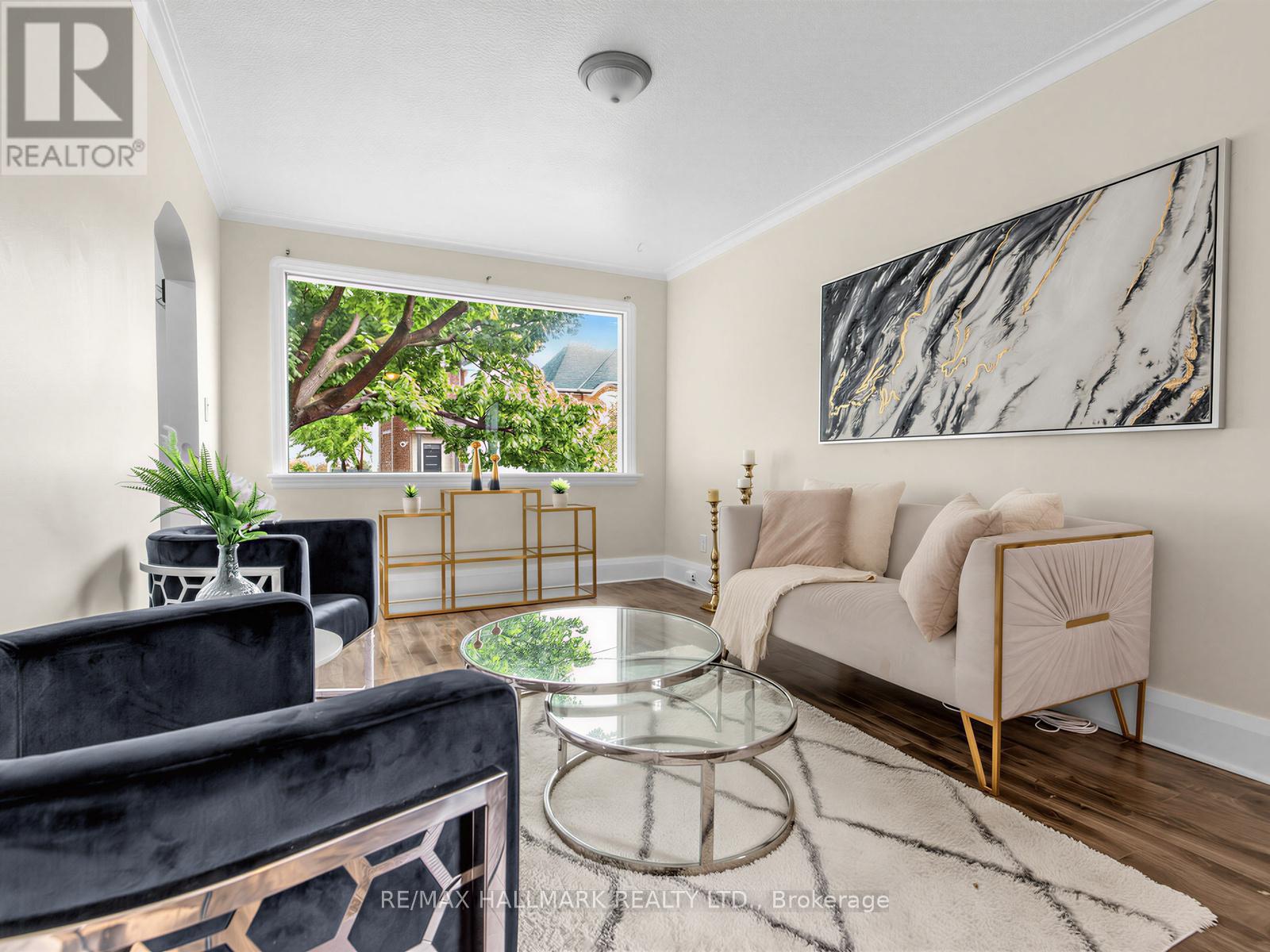 38 Ypres Road, Toronto (keelesdale-eglinton West), Ontario