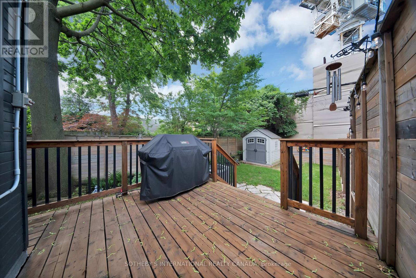 32 Eaton Avenue, Toronto (danforth), Ontario