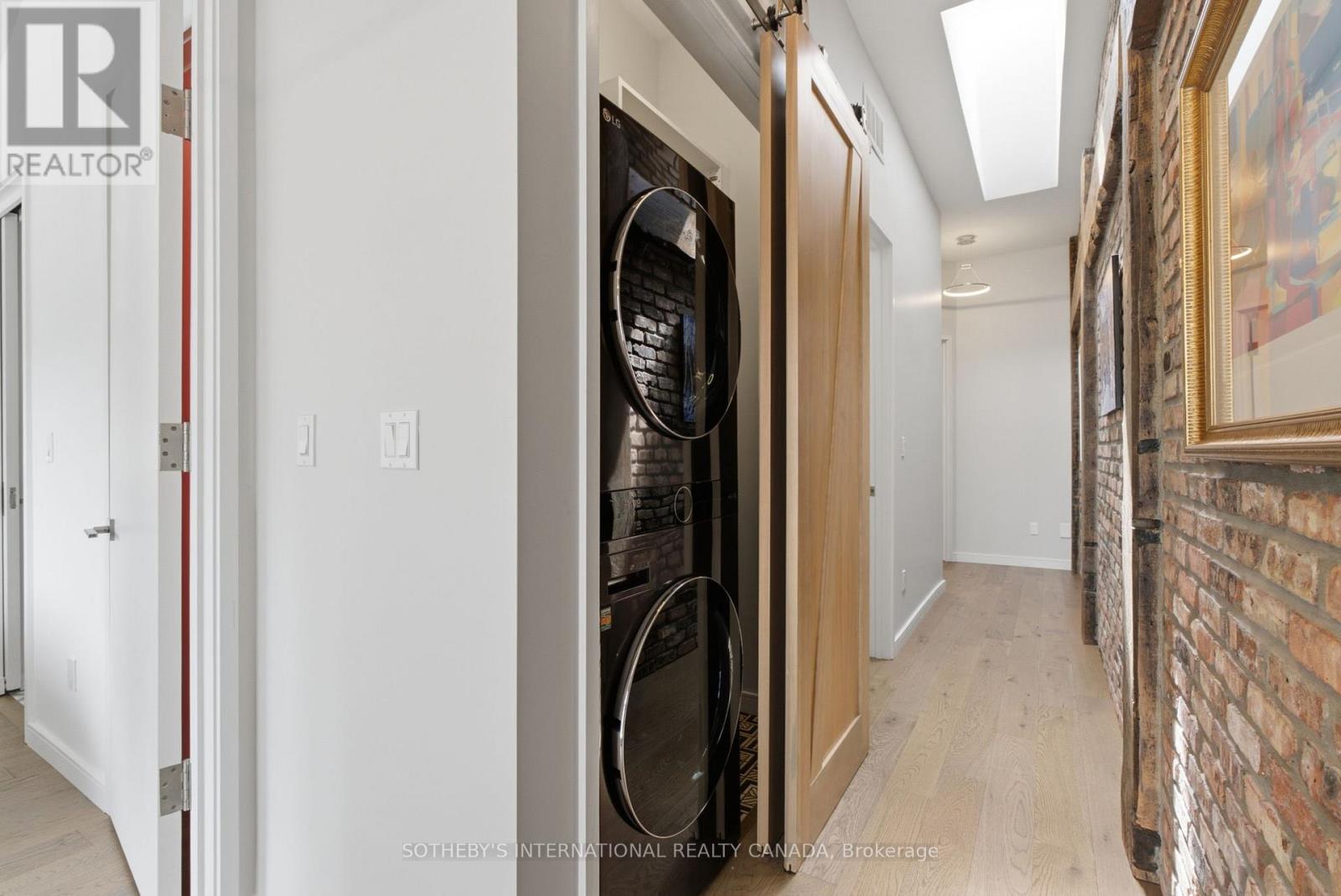 32 Eaton Avenue, Toronto (danforth), Ontario
