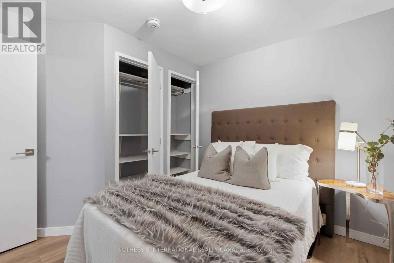 32 Eaton Avenue, Toronto (danforth), Ontario