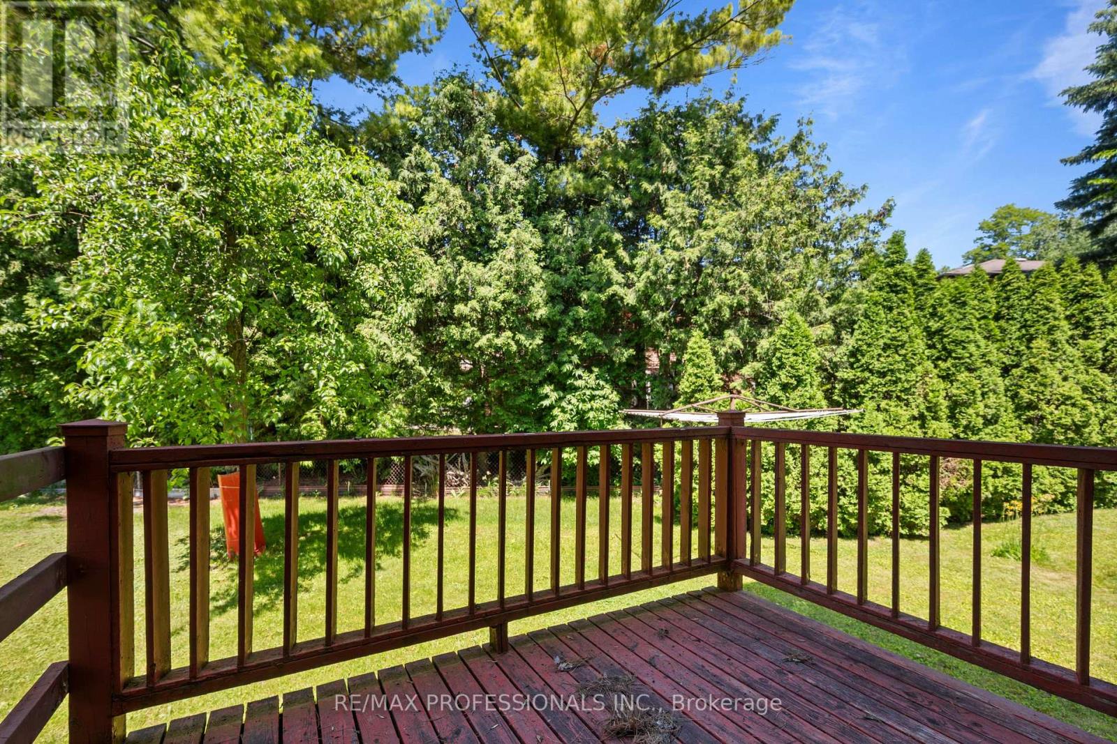 12 Ormskirk Court, Toronto (high Park-swansea), Ontario