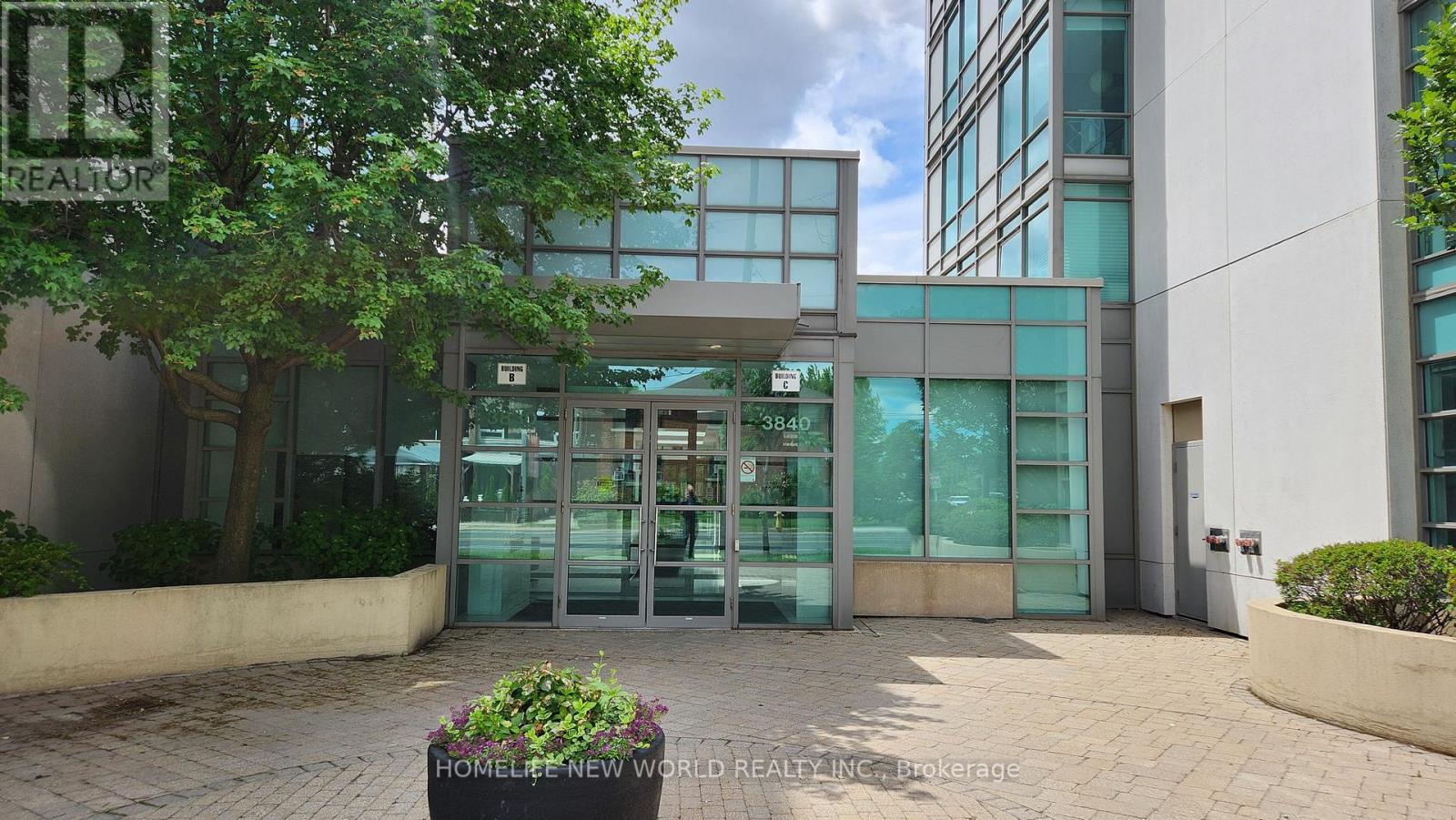 404 - 3830 Bathurst Street, Toronto (clanton Park), Ontario