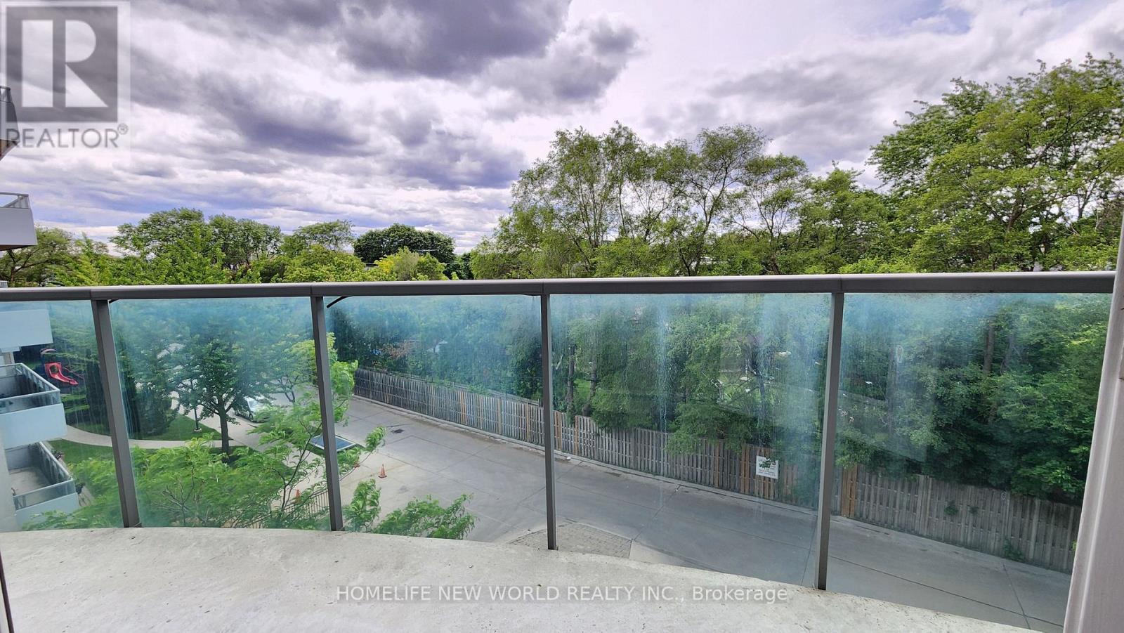 404 - 3830 Bathurst Street, Toronto (clanton Park), Ontario