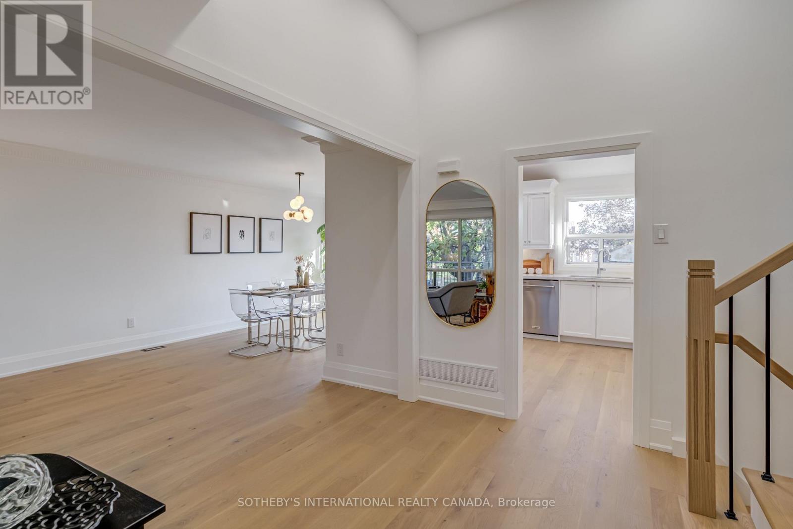 34 Euphrasia Drive, Toronto (yorkdale-glen Park), Ontario