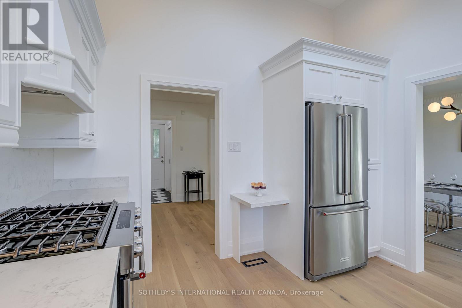 34 Euphrasia Drive, Toronto (yorkdale-glen Park), Ontario