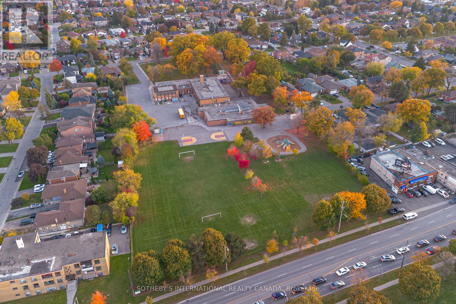 34 Euphrasia Drive, Toronto (yorkdale-glen Park), Ontario