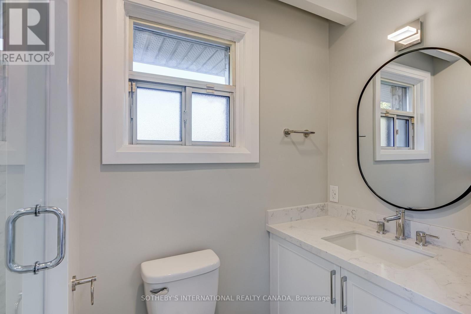 34 Euphrasia Drive, Toronto (yorkdale-glen Park), Ontario